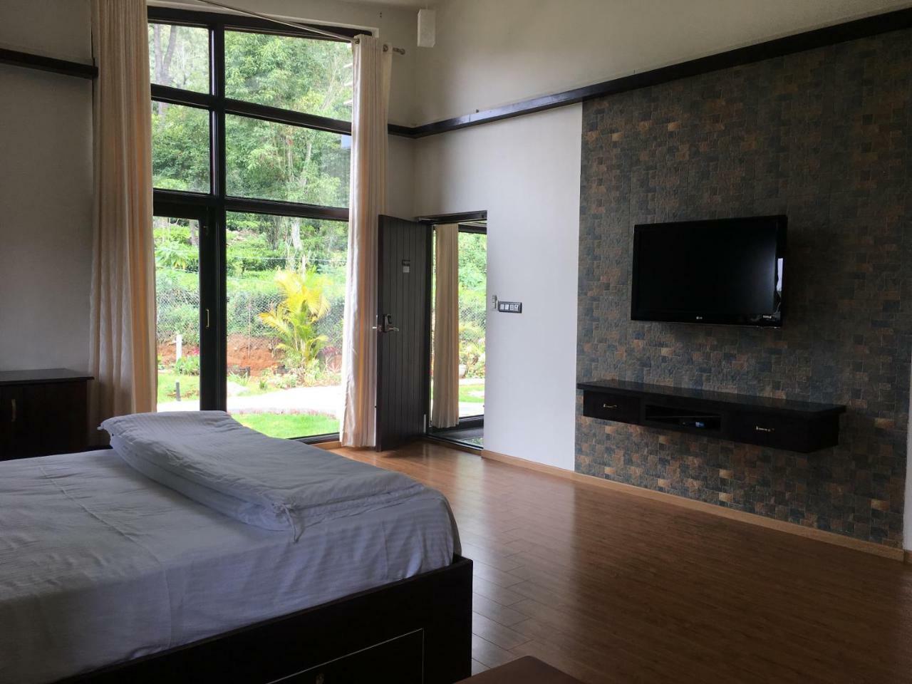 Silvertip Cafe & Homestay Kotagiri Exterior foto