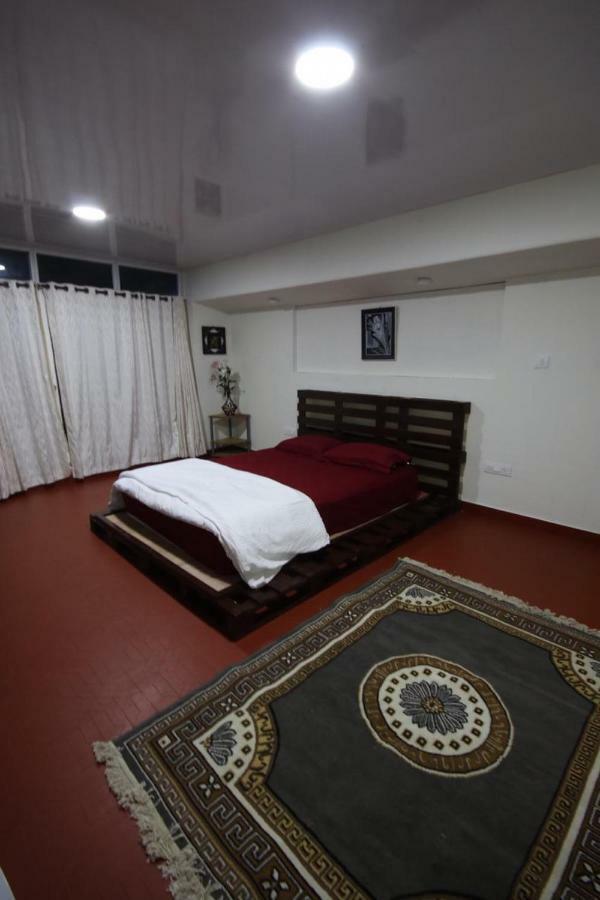 Silvertip Cafe & Homestay Kotagiri Exterior foto